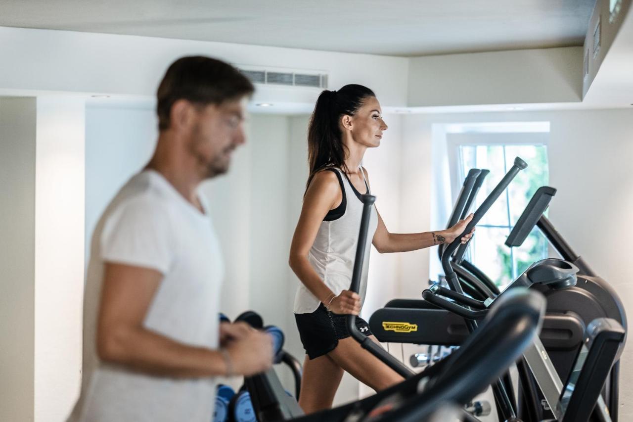 Vier Jahreszeiten Wellnessresort Achensee Маурах Экстерьер фото