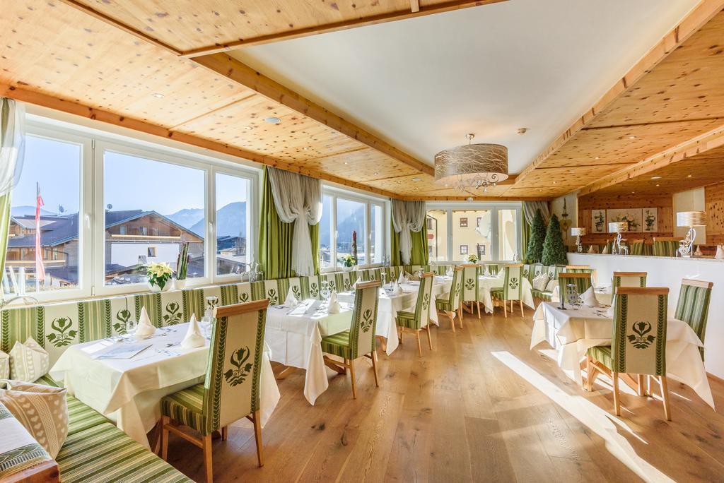 Vier Jahreszeiten Wellnessresort Achensee Маурах Экстерьер фото